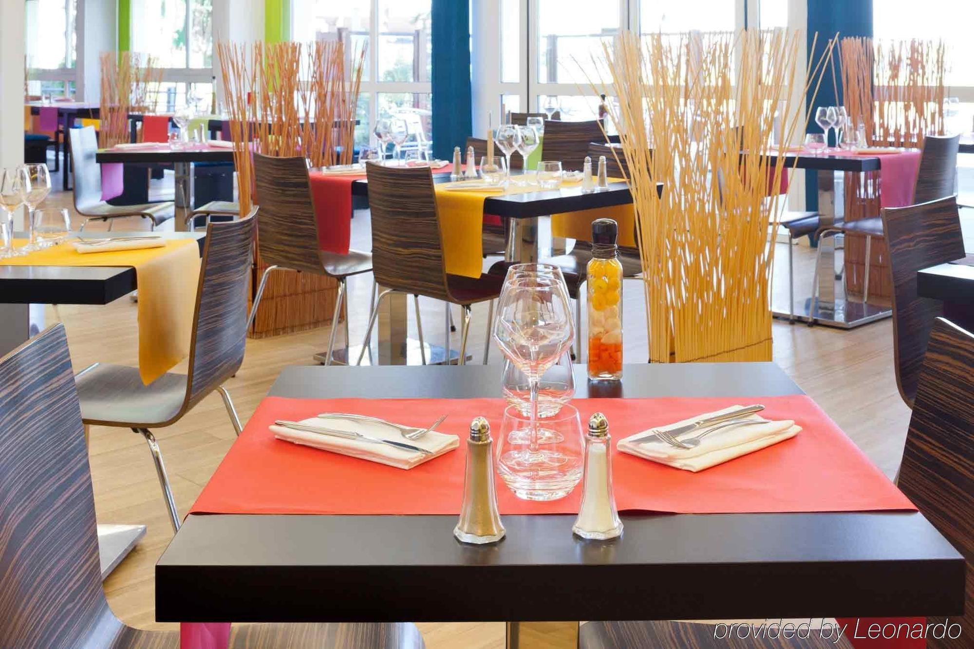 Ibis Styles Ouistreham Hotel Exterior photo