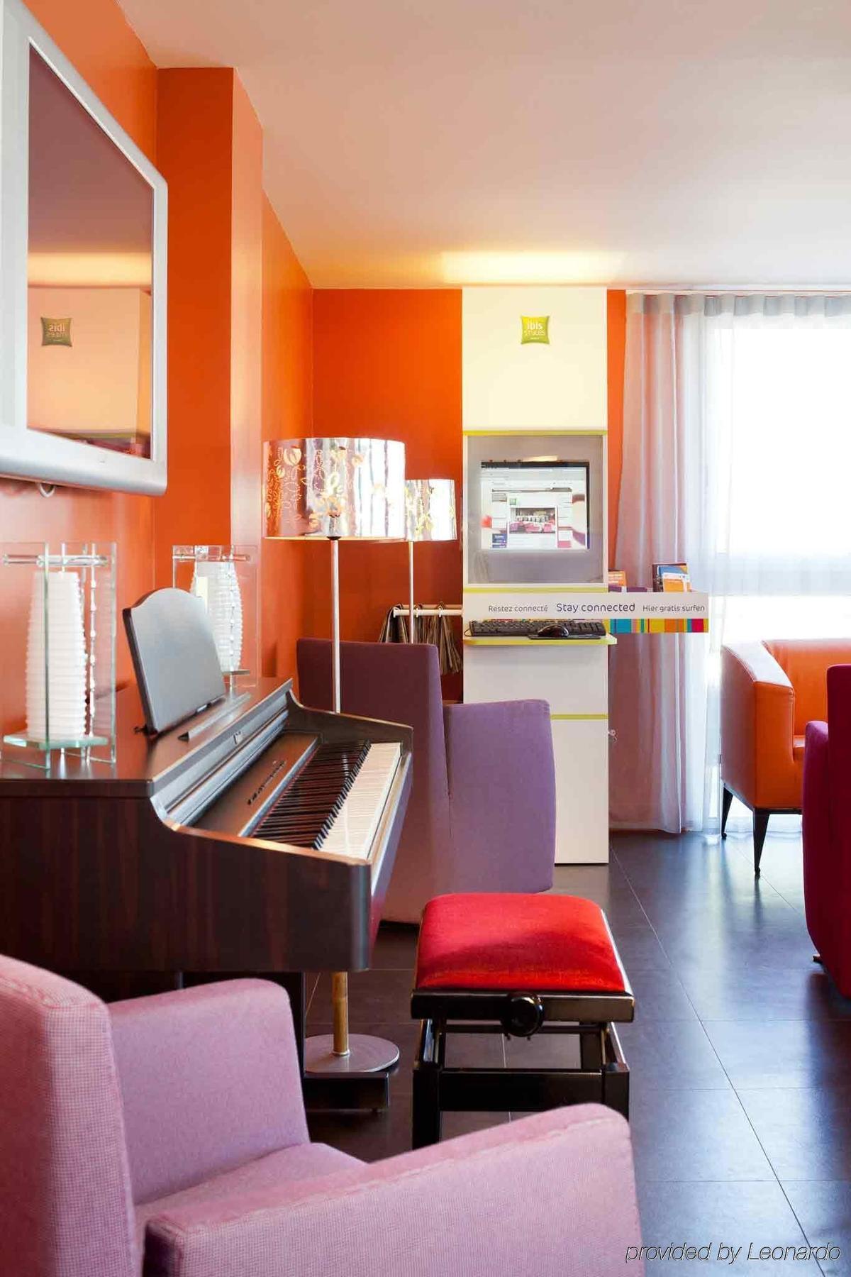Ibis Styles Ouistreham Hotel Exterior photo