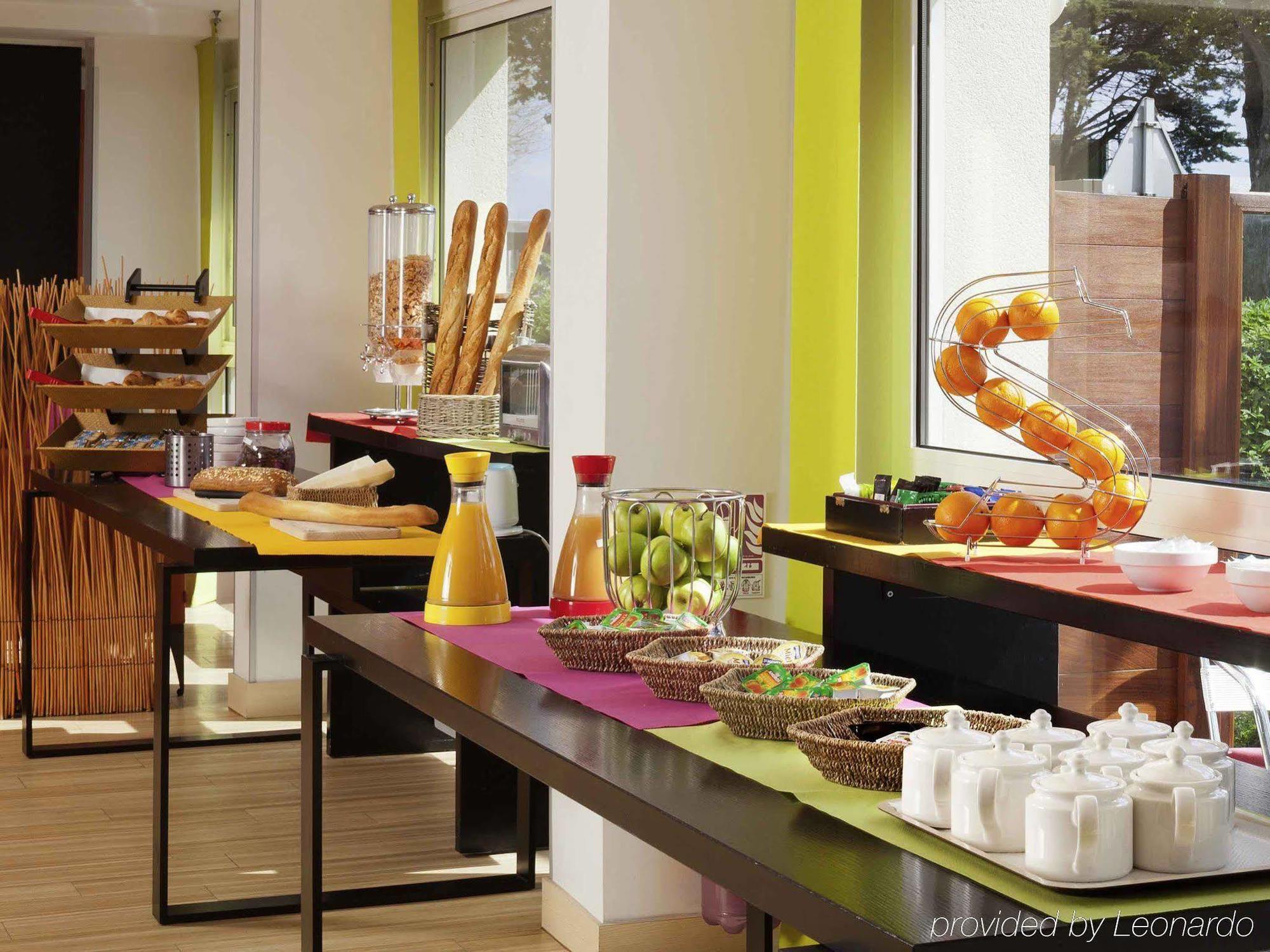 Ibis Styles Ouistreham Hotel Restaurant photo